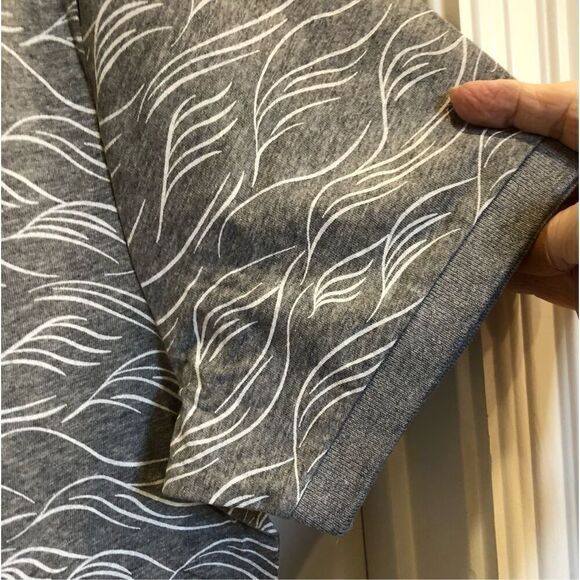 BEN SHERMAN - NWT - M Sz M - Wave Print Polo Shirt in Tonal Wave/Grey Heather - Picture 8 of 16